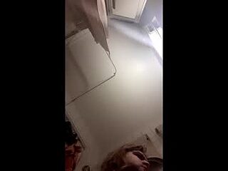 sexmachine919955 live webcam thumbnail