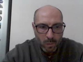 sexualman1900 live webcam thumbnail