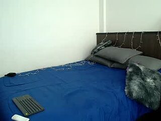 sexxxyjuan99 live webcam thumbnail