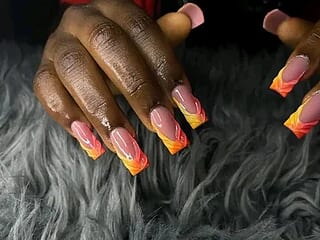 sexxy_ebony_red live webcam thumbnail