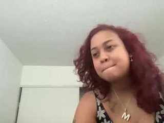 sexxy_minx live webcam thumbnail