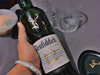 sexy-booiii live webcam thumbnail