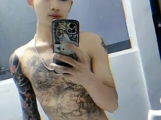 sexy-bro-001 live webcam thumbnail