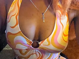 sexybbal1 live webcam thumbnail