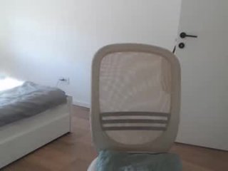 sexycat34 live webcam thumbnail