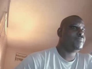 sexychocolate5436543 live webcam thumbnail
