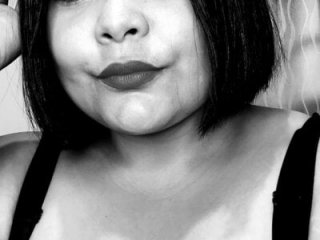 sexychubby___ live webcam thumbnail