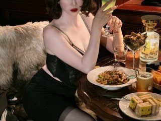 sexygirl-cici live webcam thumbnail