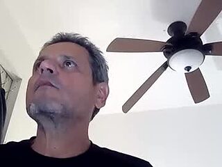 sexymatureloverus live webcam thumbnail