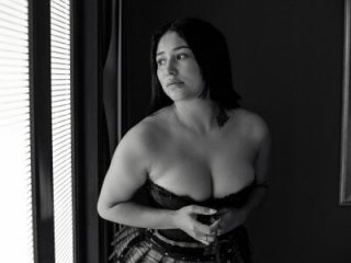 sexyykitty18 live webcam thumbnail