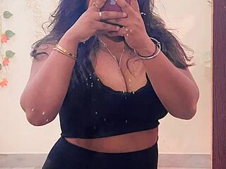 Shalu_naughty69 live webcam thumbnail