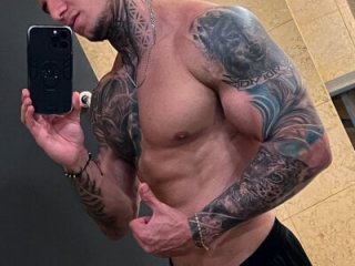 Shane_Clay live webcam thumbnail