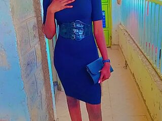 Shania_loveer live webcam thumbnail