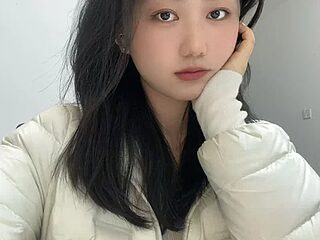 Shanshan_1267 live webcam thumbnail