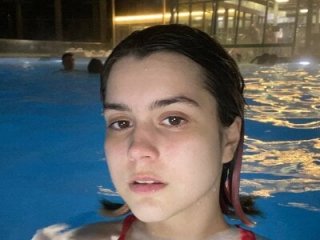 SharieTenuta live webcam thumbnail