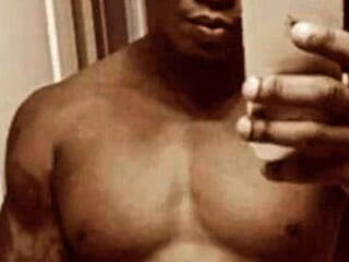 Shavez1234 live webcam thumbnail