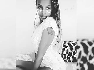 She_Drips_Glory live webcam thumbnail
