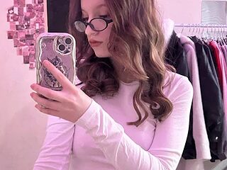SherryKelly live webcam thumbnail