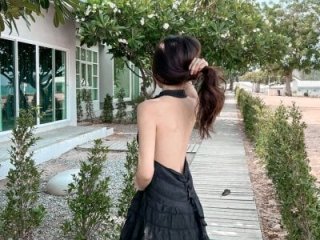 Shine_Mai live webcam thumbnail