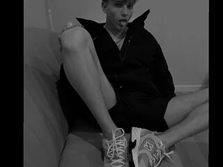 ShyAndrey live webcam thumbnail