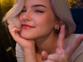 ShyniAlice live webcam thumbnail