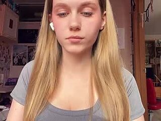 shaecatalina live webcam thumbnail