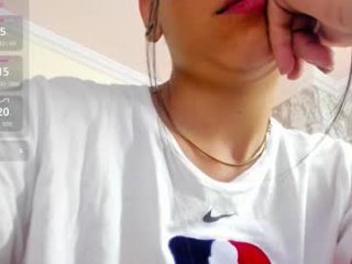 sheilly_brown live webcam thumbnail