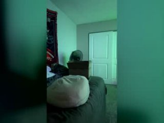 sheluvsmycock23 live webcam thumbnail