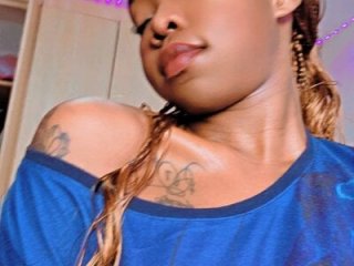 sherry_1 live webcam thumbnail