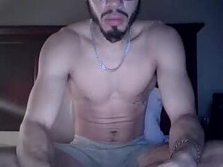 sheyrey44 live webcam thumbnail