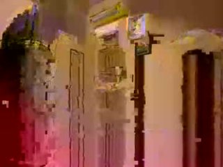 showmewe live webcam thumbnail