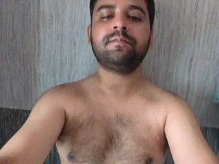 showoff_99 live webcam thumbnail