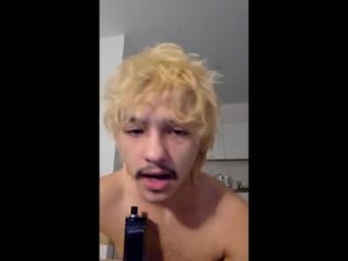 shy_boy17 live webcam thumbnail