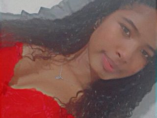 shyblacksweetiee live webcam thumbnail