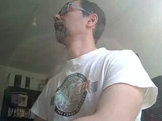 shytoyboy__ live webcam thumbnail