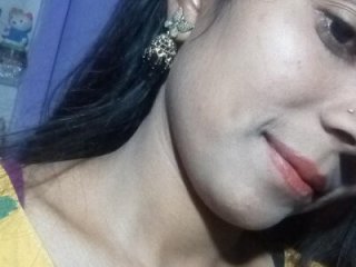 Simmi_soni live webcam thumbnail