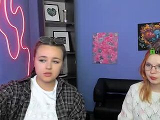 siana_ruby live webcam thumbnail