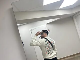 sifoubba91 live webcam thumbnail