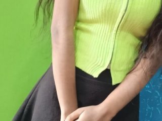 sikha_khanna live webcam thumbnail