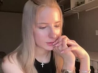 simikisss live webcam thumbnail