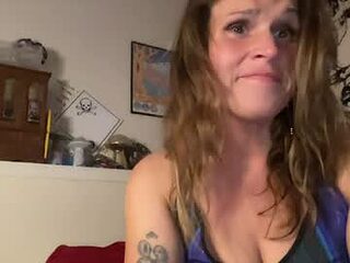 sinderleeisagoodgirl live webcam thumbnail