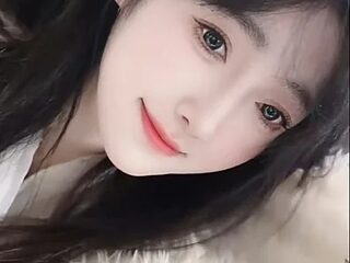 singer-wenwan live webcam thumbnail