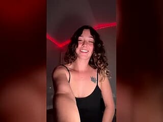 sirachaaaaaa live webcam thumbnail