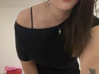 sisi-maiden live webcam thumbnail