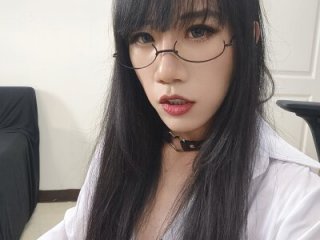 sissynini live webcam thumbnail