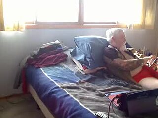 sixinchcock96 live webcam thumbnail