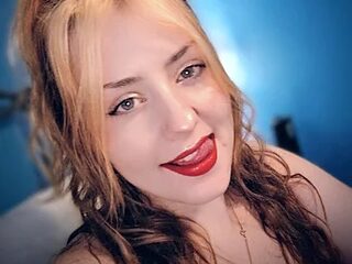 SKYLRose live webcam thumbnail