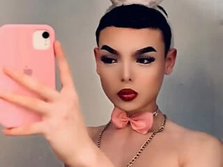 Skarlett_Foxx_ live webcam thumbnail