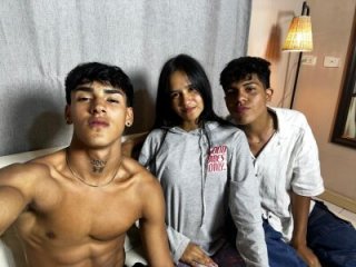 Skinnyfucked live webcam thumbnail