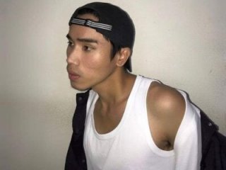 skinnyRC_30 live webcam thumbnail